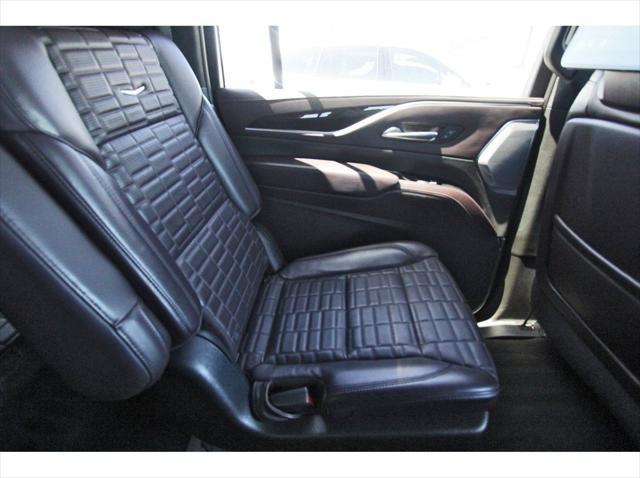 used 2022 Cadillac Escalade ESV car, priced at $66,047