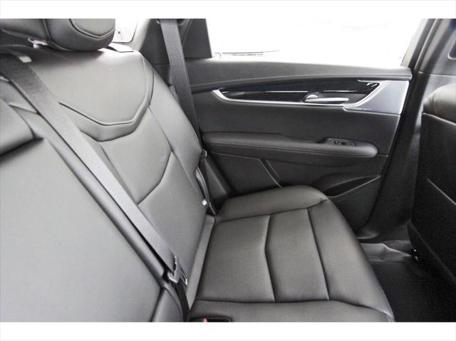 new 2025 Cadillac XT5 car, priced at $50,490