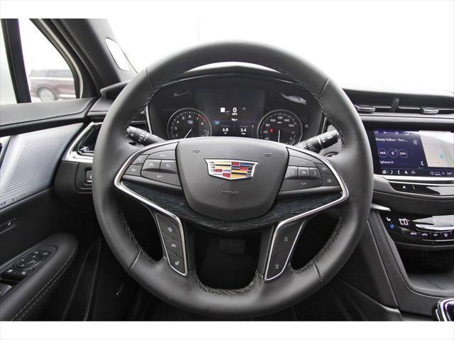 new 2025 Cadillac XT5 car, priced at $50,490