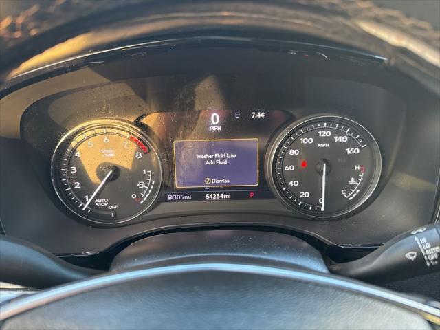 used 2022 Cadillac XT5 car, priced at $26,691