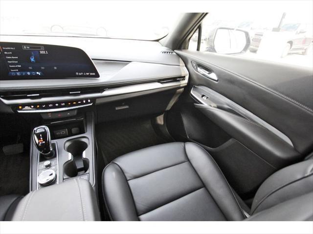 used 2025 Cadillac XT4 car, priced at $37,991