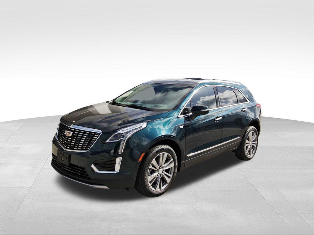 new 2025 Cadillac XT5 car, priced at $56,284