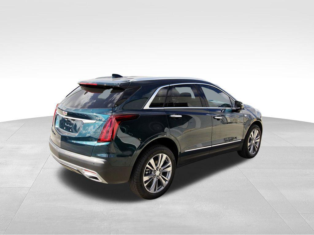 new 2025 Cadillac XT5 car, priced at $56,284