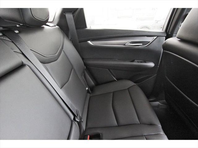 new 2025 Cadillac XT5 car, priced at $37,815