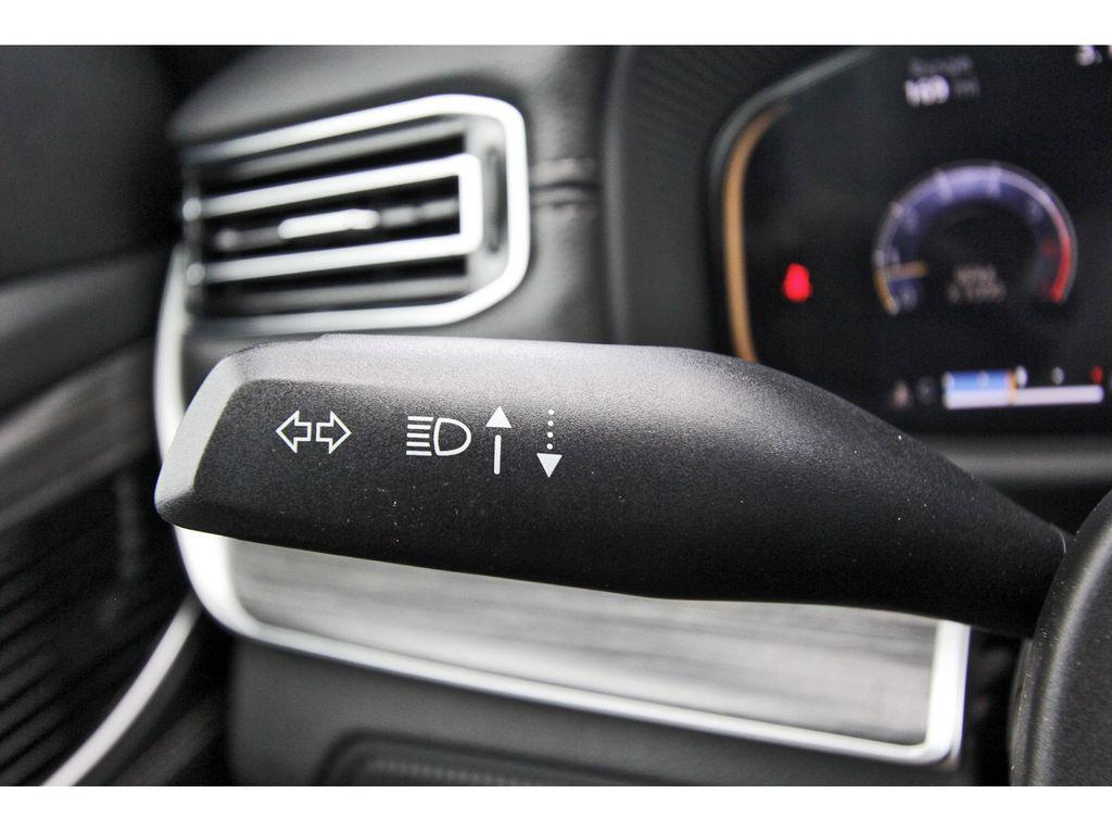 used 2023 Jeep Wagoneer L car, priced at $35,991