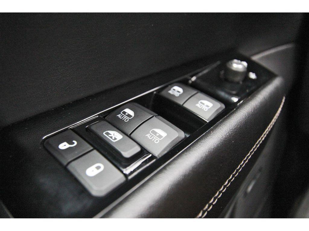 used 2023 Jeep Wagoneer L car, priced at $35,991