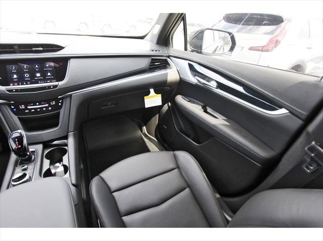 new 2025 Cadillac XT5 car, priced at $56,990