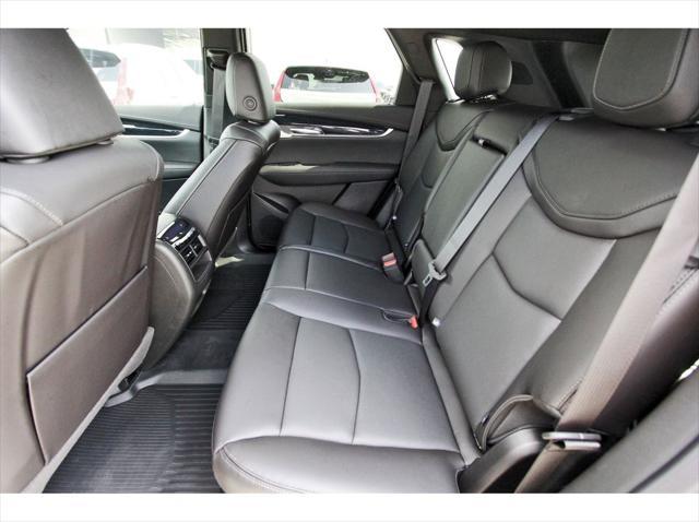 new 2025 Cadillac XT5 car, priced at $56,990