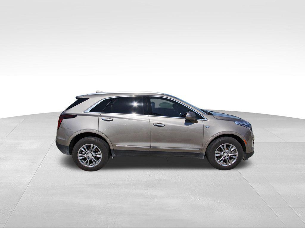 used 2023 Cadillac XT5 car, priced at $21,991