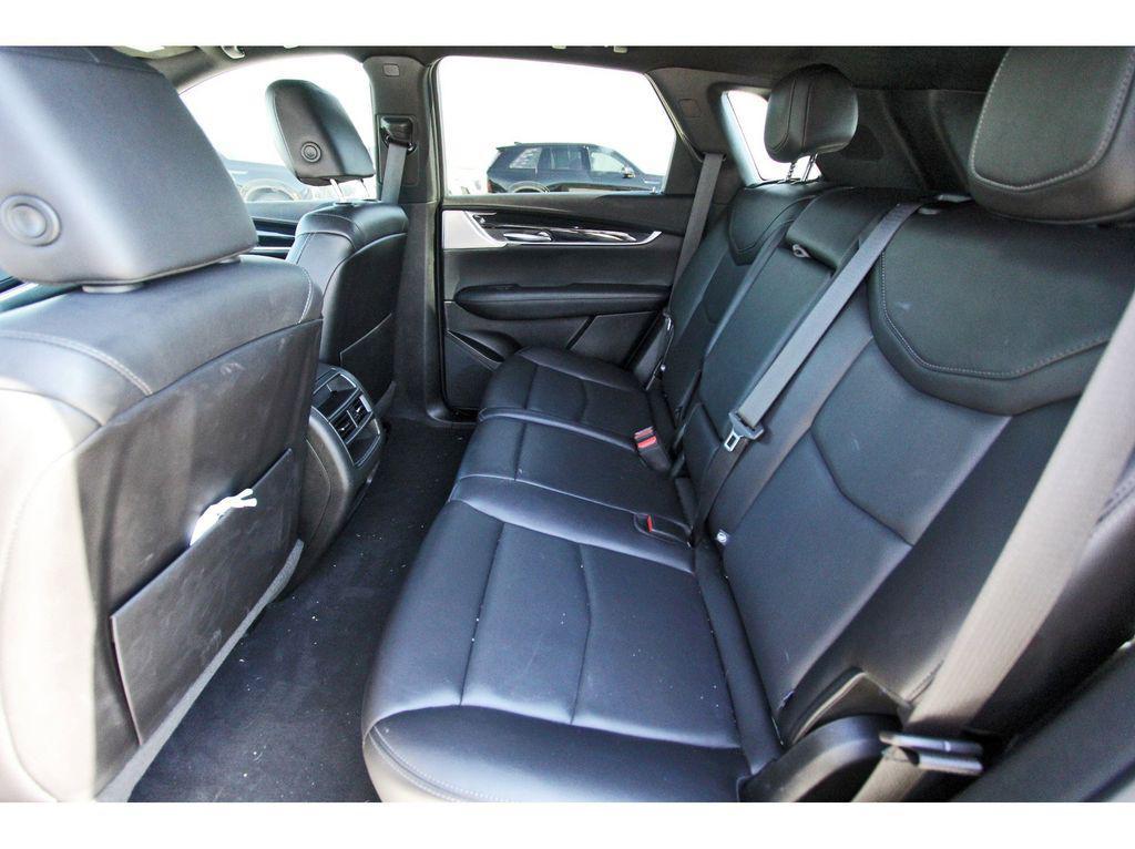 used 2023 Cadillac XT5 car, priced at $21,991