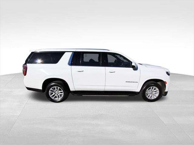 used 2023 Chevrolet Suburban car, priced at $43,588