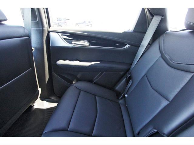 new 2025 Cadillac XT5 car, priced at $49,890