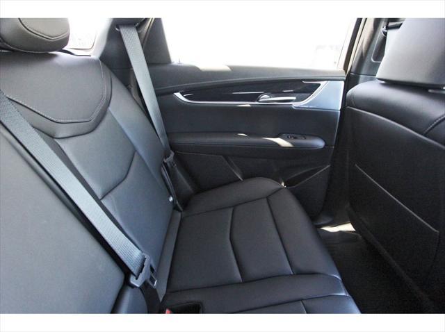 new 2025 Cadillac XT5 car, priced at $49,890