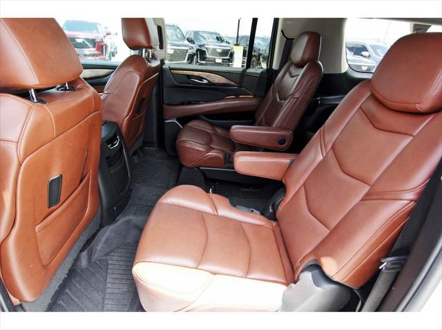 used 2019 Cadillac Escalade ESV car, priced at $33,991
