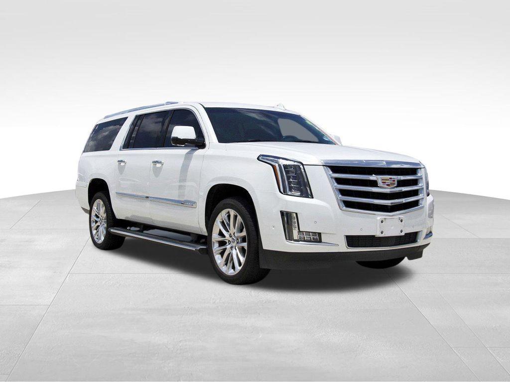 used 2019 Cadillac Escalade ESV car, priced at $30,991