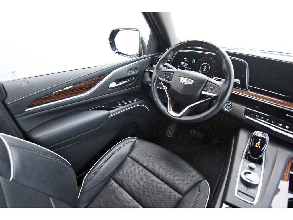 used 2023 Cadillac Escalade ESV car, priced at $67,991