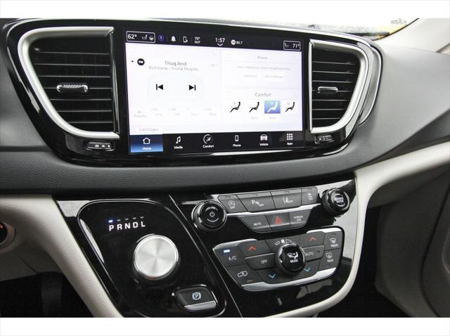 used 2023 Chrysler Pacifica car, priced at $22,991
