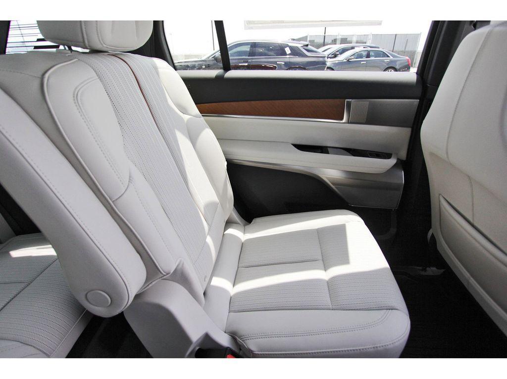 new 2026 Cadillac VISTIQ car, priced at $82,595