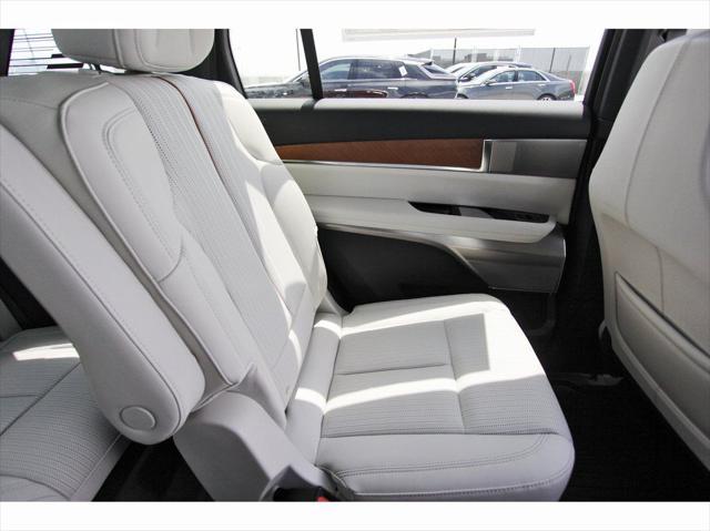 new 2026 Cadillac VISTIQ car, priced at $82,595