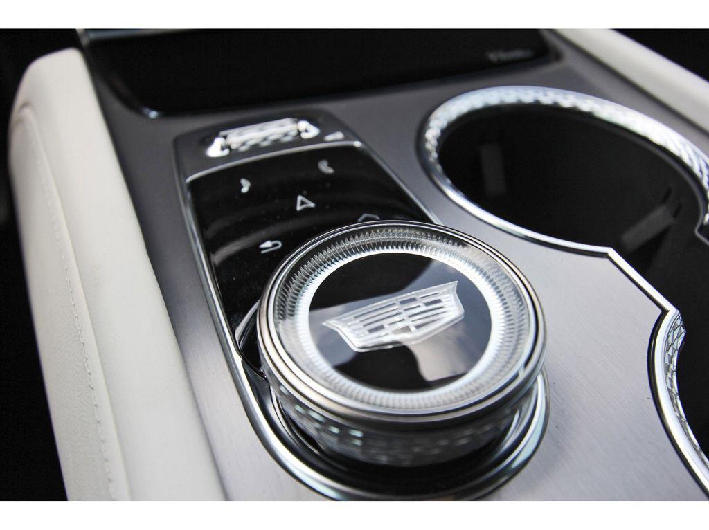 new 2026 Cadillac VISTIQ car, priced at $82,595
