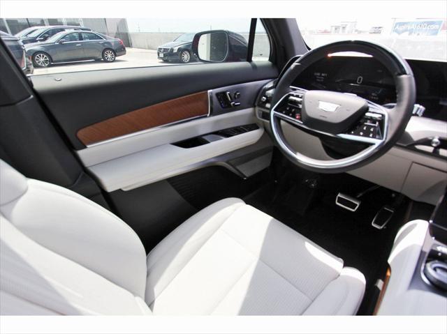 new 2026 Cadillac VISTIQ car, priced at $82,595