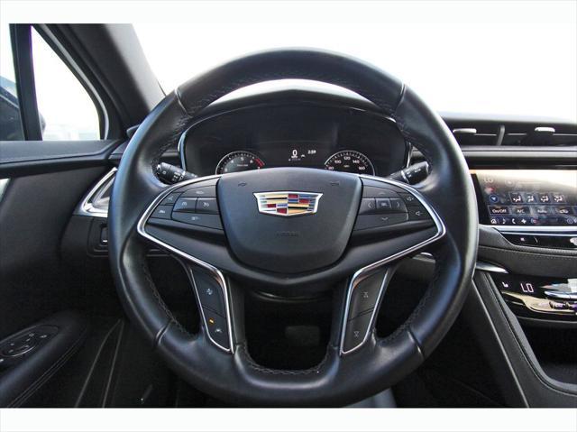 used 2021 Cadillac XT5 car, priced at $23,976