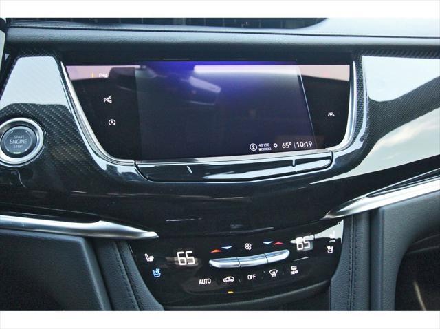 new 2025 Cadillac XT6 car, priced at $58,165