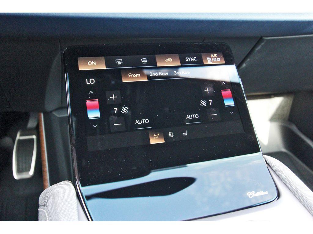 new 2026 Cadillac VISTIQ car, priced at $95,215