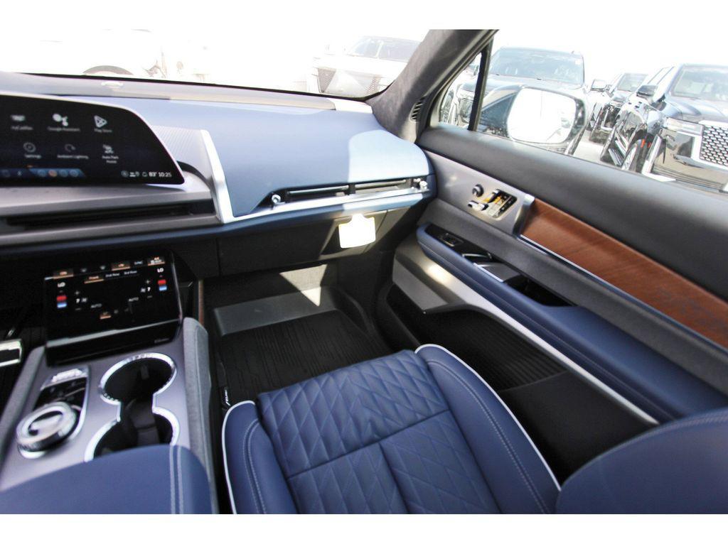 new 2026 Cadillac VISTIQ car, priced at $95,215