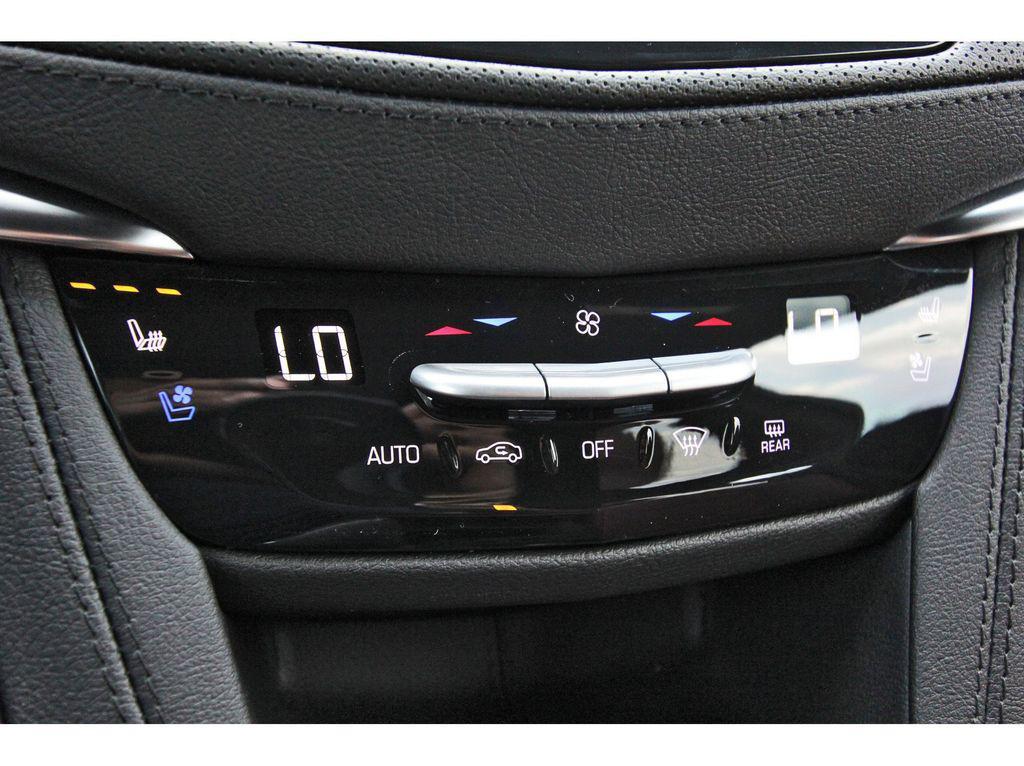 new 2025 Cadillac XT5 car, priced at $47,735