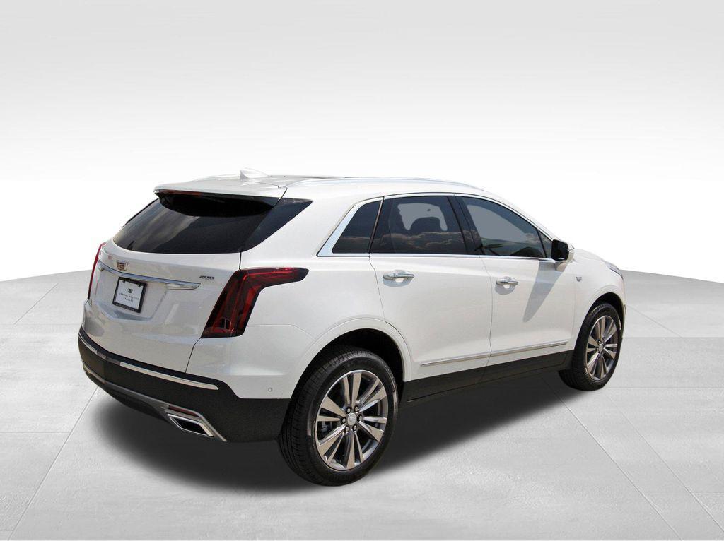 new 2025 Cadillac XT5 car, priced at $47,735
