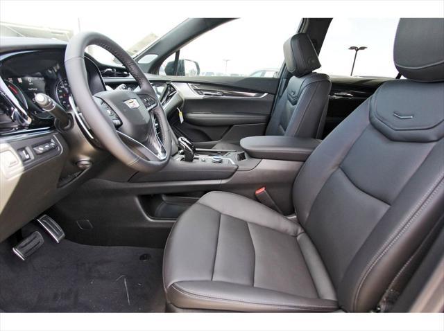 new 2025 Cadillac XT6 car, priced at $58,165
