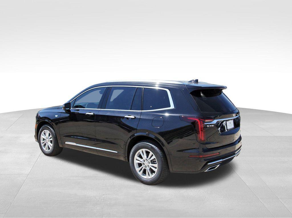 new 2025 Cadillac XT6 car, priced at $39,315