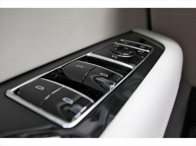 new 2026 Cadillac VISTIQ car, priced at $81,615