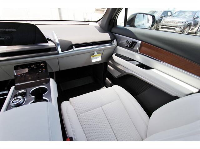 new 2026 Cadillac VISTIQ car, priced at $81,015
