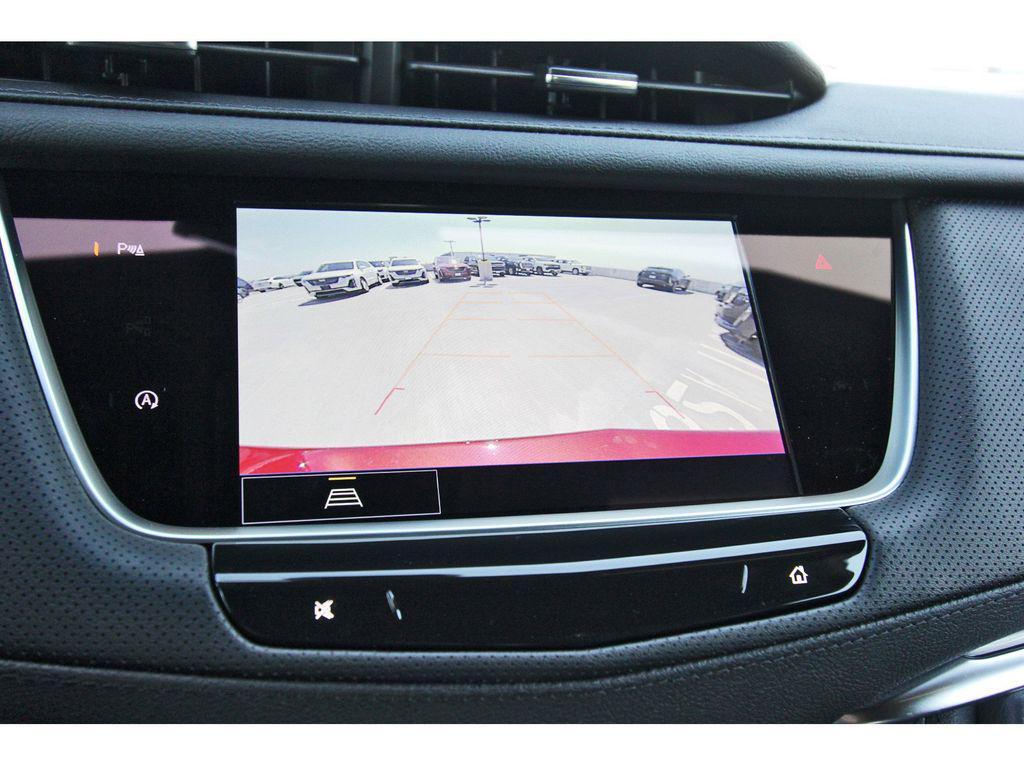 new 2025 Cadillac XT5 car, priced at $35,515