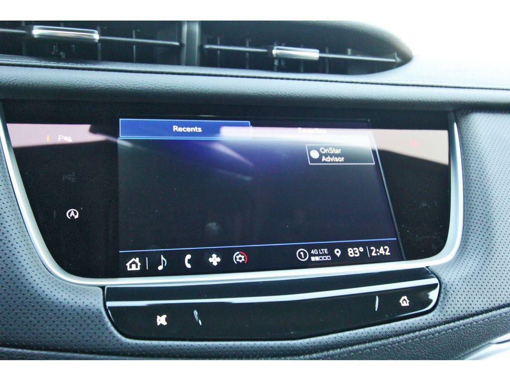 new 2025 Cadillac XT5 car, priced at $35,515