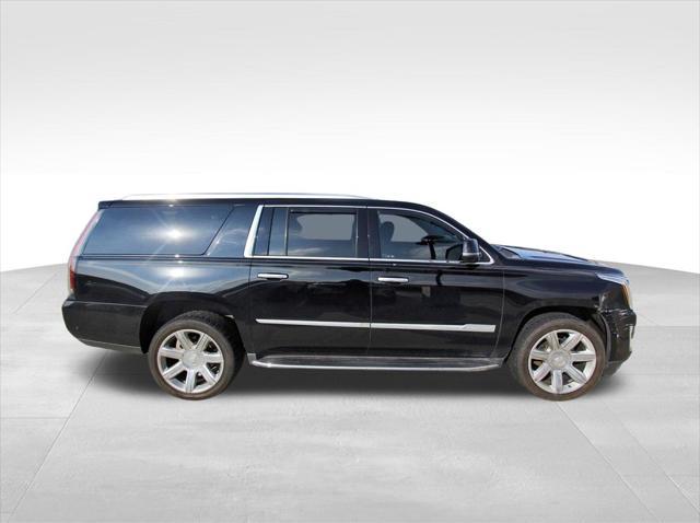 used 2020 Cadillac Escalade ESV car, priced at $42,975