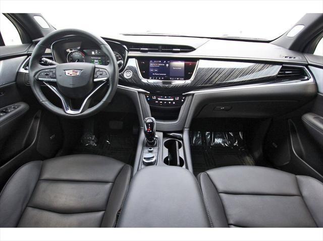 used 2024 Cadillac XT6 car, priced at $44,995