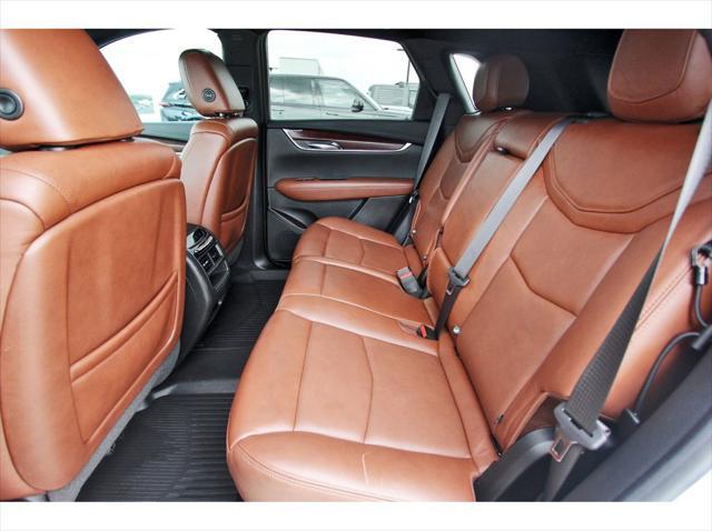 used 2021 Cadillac XT5 car, priced at $30,229