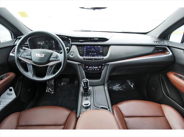 used 2021 Cadillac XT5 car, priced at $30,229