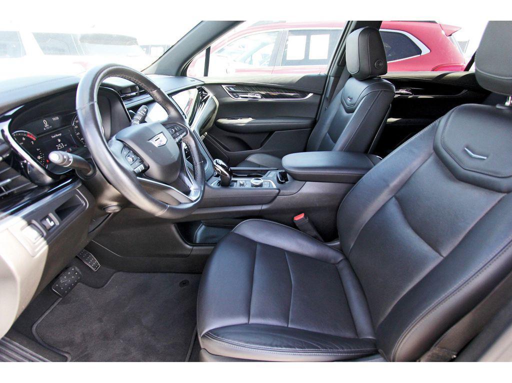 used 2020 Cadillac XT6 car, priced at $27,991