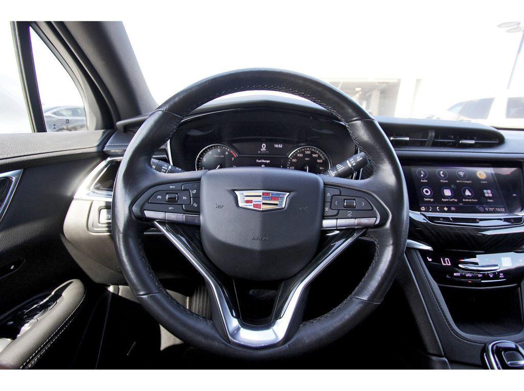 used 2020 Cadillac XT6 car, priced at $27,991