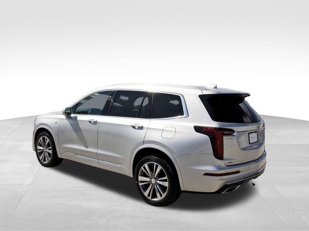 used 2020 Cadillac XT6 car, priced at $27,991
