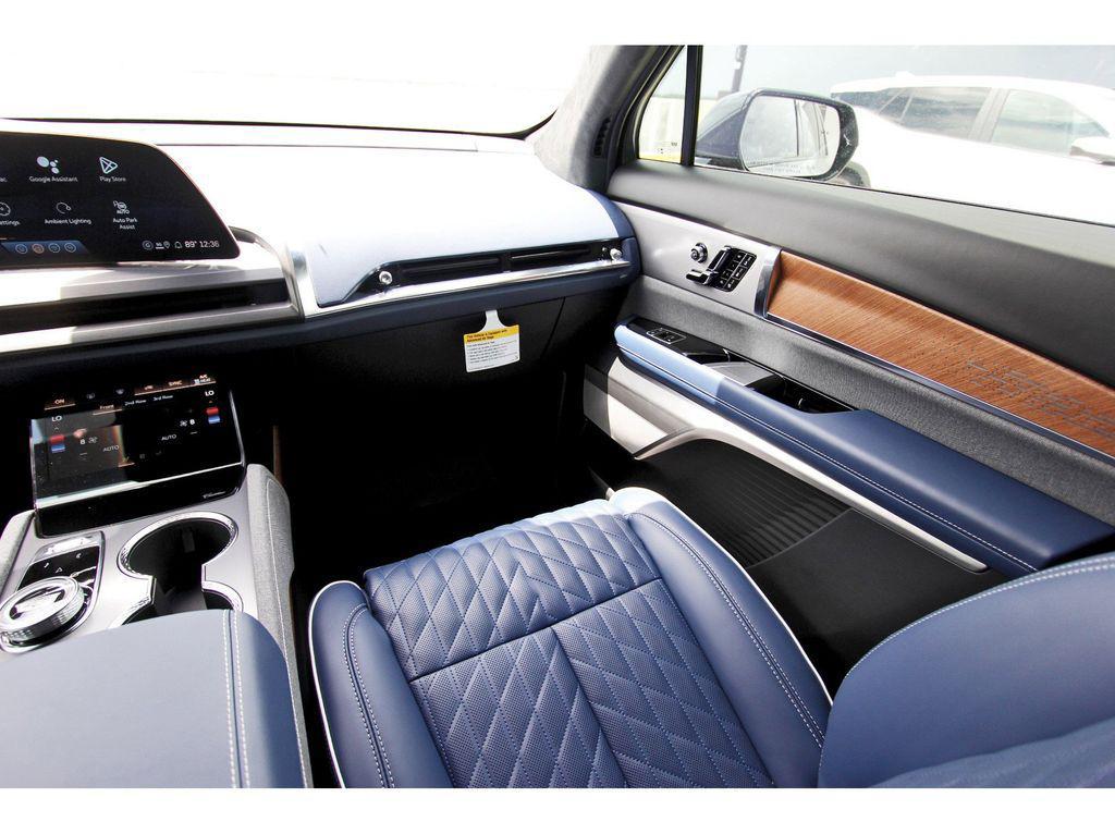 new 2026 Cadillac VISTIQ car, priced at $93,590