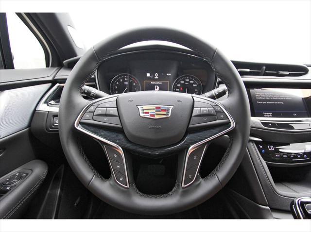 new 2025 Cadillac XT5 car, priced at $56,990