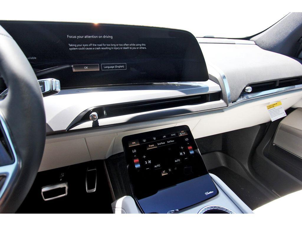 new 2026 Cadillac VISTIQ car, priced at $71,115
