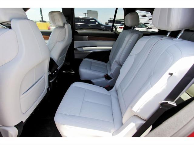 new 2026 Cadillac VISTIQ car, priced at $81,115