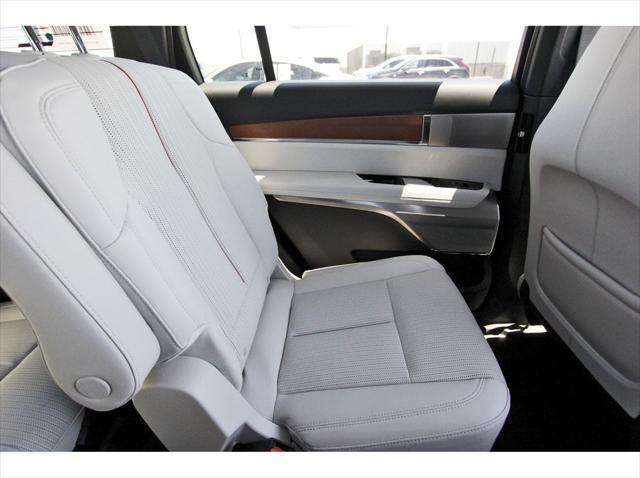 new 2026 Cadillac VISTIQ car, priced at $81,115