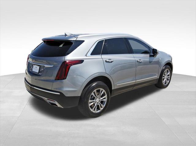 used 2023 Cadillac XT5 car, priced at $30,131